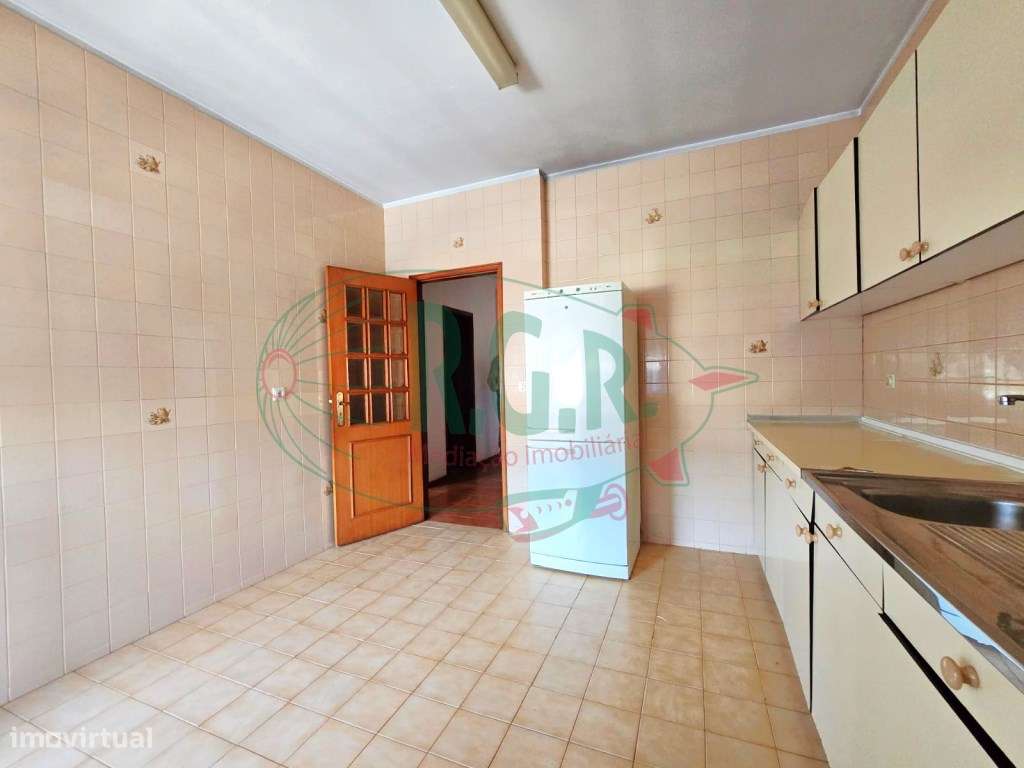 T3 de 3 Frentes | Próximo Estação Comboios Rio Tinto-6