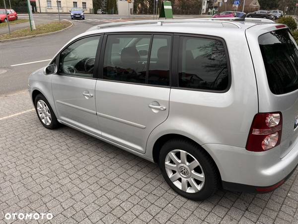 Volkswagen Touran 1.4 TSI Comfortline - 7