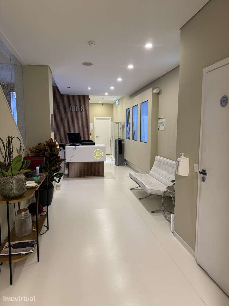 Salas e Gabinetes para estética. Marques de pombal e Av Liberdade. - Grande imagem: 1/13