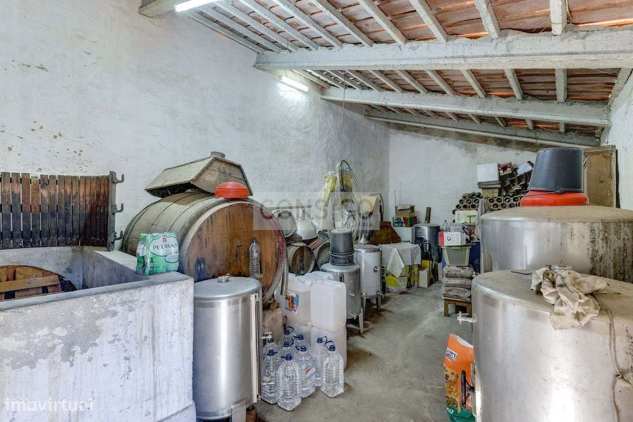 Moradia de campo com piscina em Alhandra-43