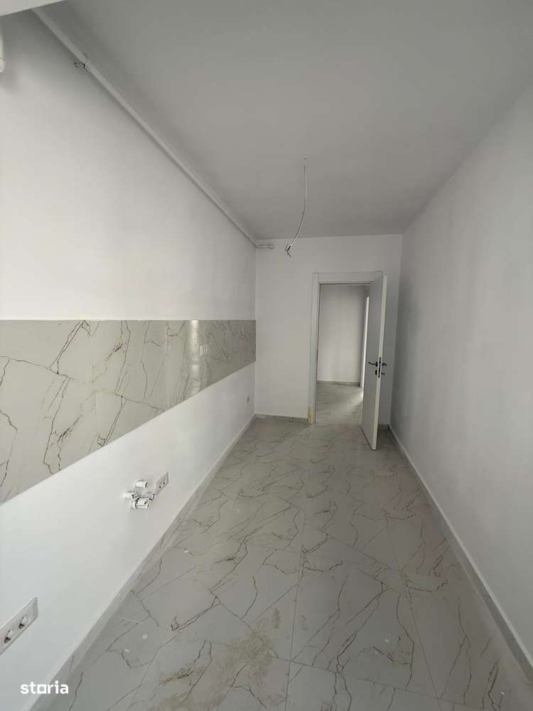 GARSONIERA DE VANZARE - Imagine principală: 3/4