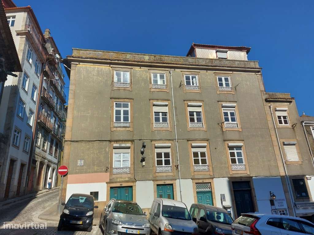 Prédio para reabilitar c/ projeto aprovado (Centro histórico) - Grande imagem: 4/12