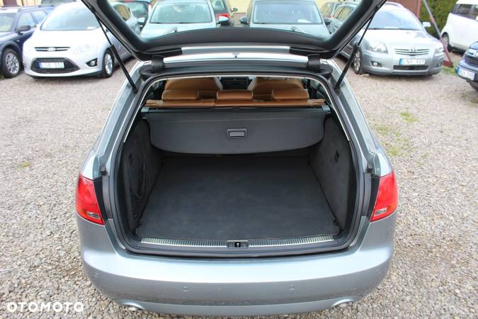 Audi A4 Avant 3.0 TDI Quattro Tiptr - 24