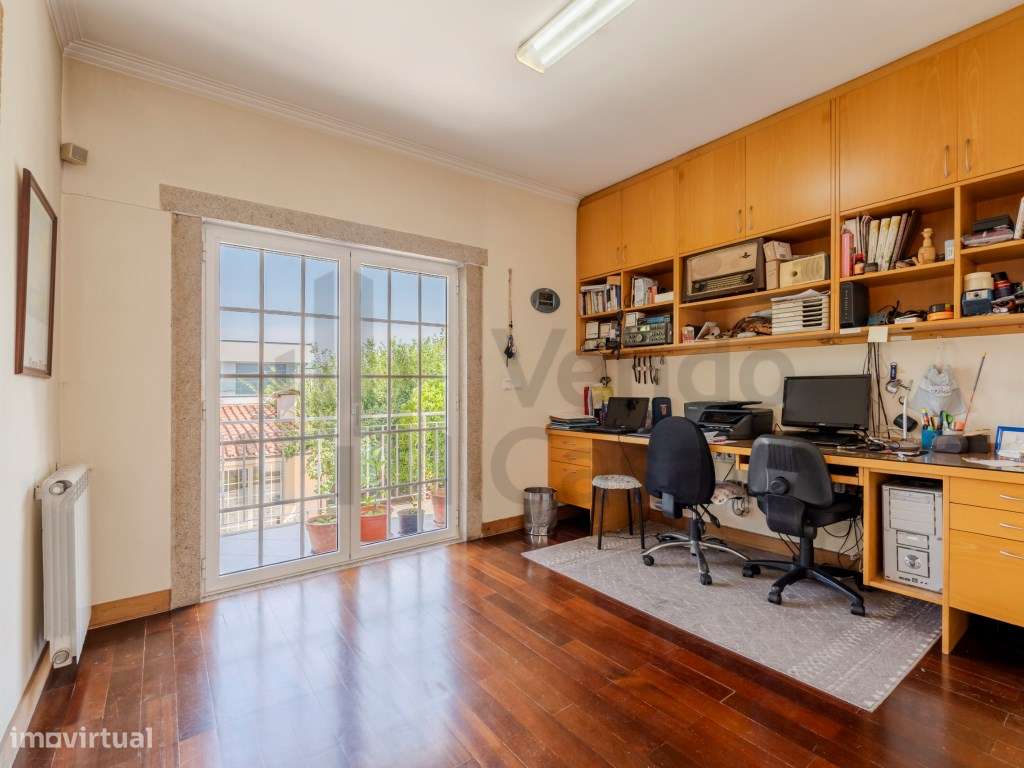 Vende-se Moradia Individual - Braga - Frossos-24