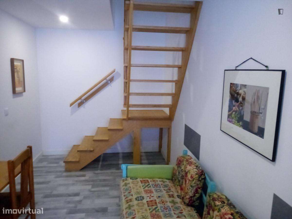 Apartamento com 2 quartos - localizado em Ramalde Porto - Grande imagem: 3/10