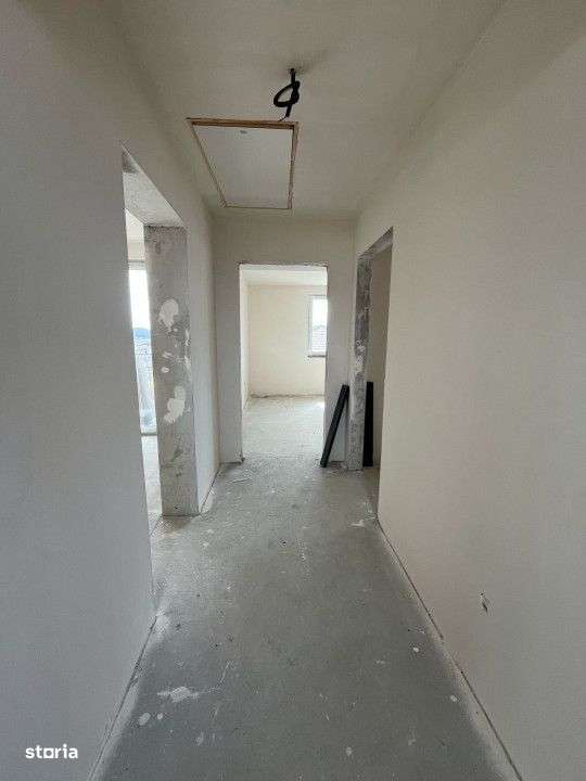 Casa individuala, 5 camere , 137mp uitli cu 415mp de teren. Dezmir - Imagine principală: 5/13