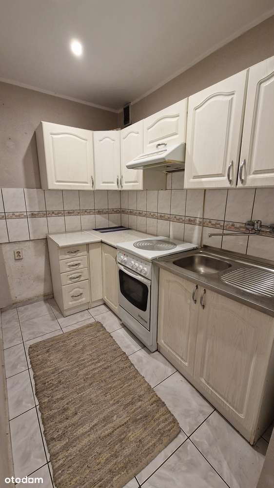 Sprzedam przytulne M3 I piętro co miejskie Ks. Niedzieli-2