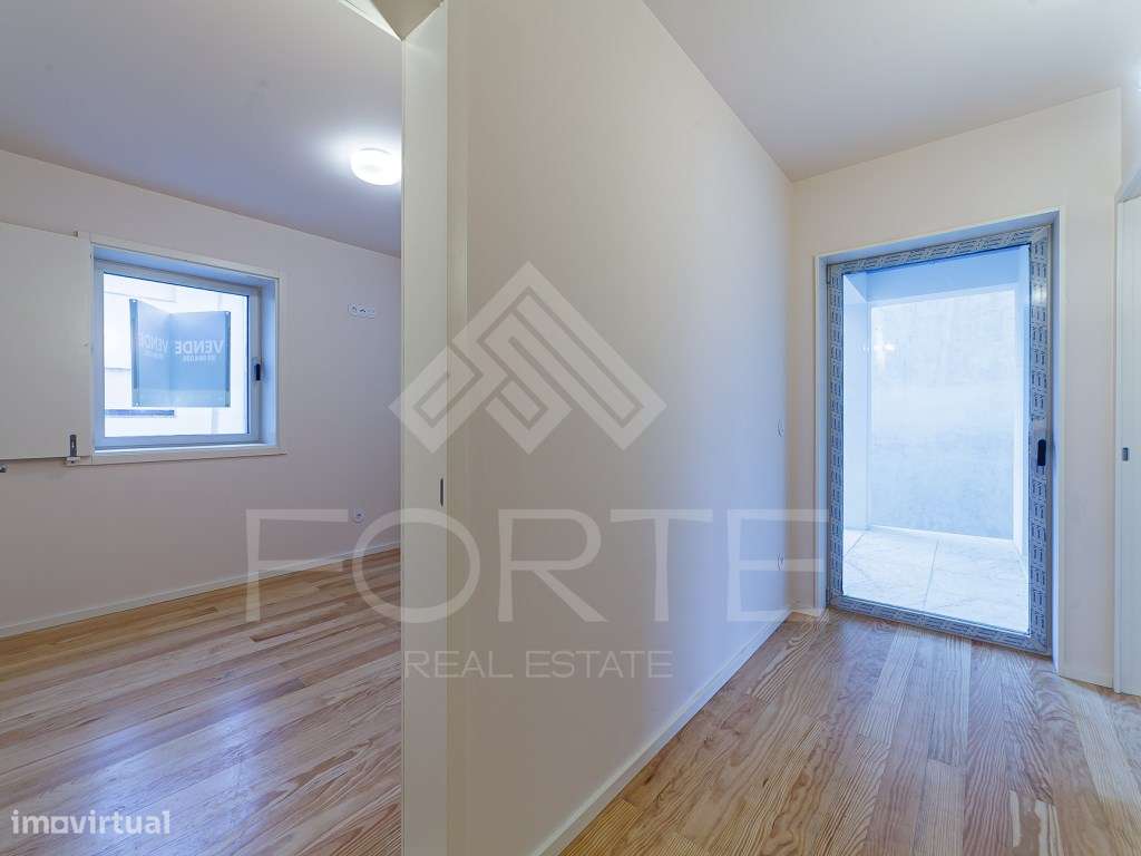 T3 com Piscina em Plena Cidade de São João da Madeira-19