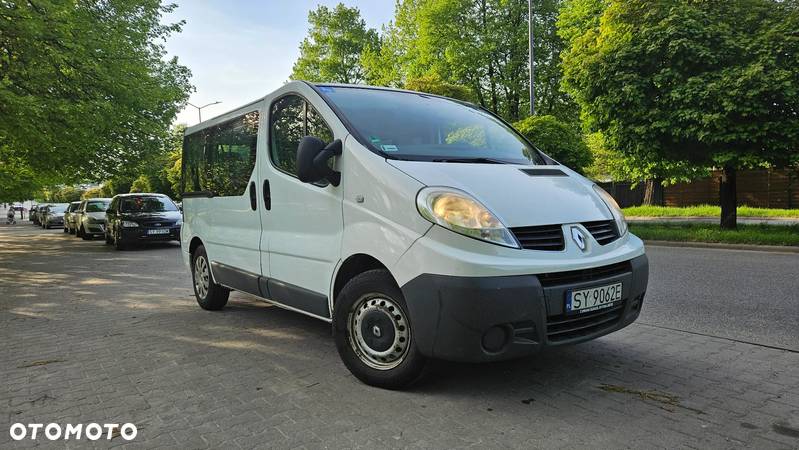 Renault Trafic - 2