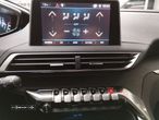 Peugeot 5008 1.2 PureTech Allure Pack EAT8 - 19