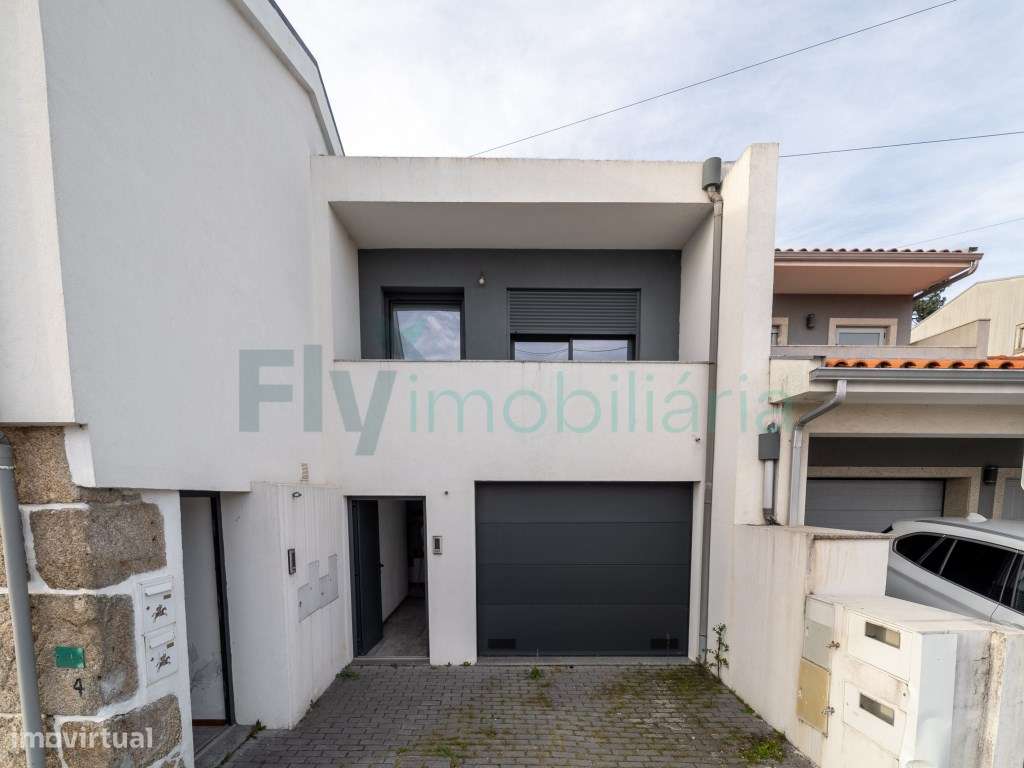 Moradia T2 + Moradia T1 Excelente Oportunidade de Investimento-40