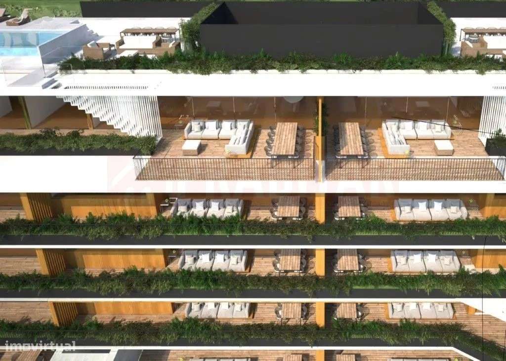 Em Santa Clara, T1 em Condomínio Fechado com Piscina e Jardim-7