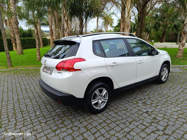 Peugeot 2008 1.2 PureTech Active - 17