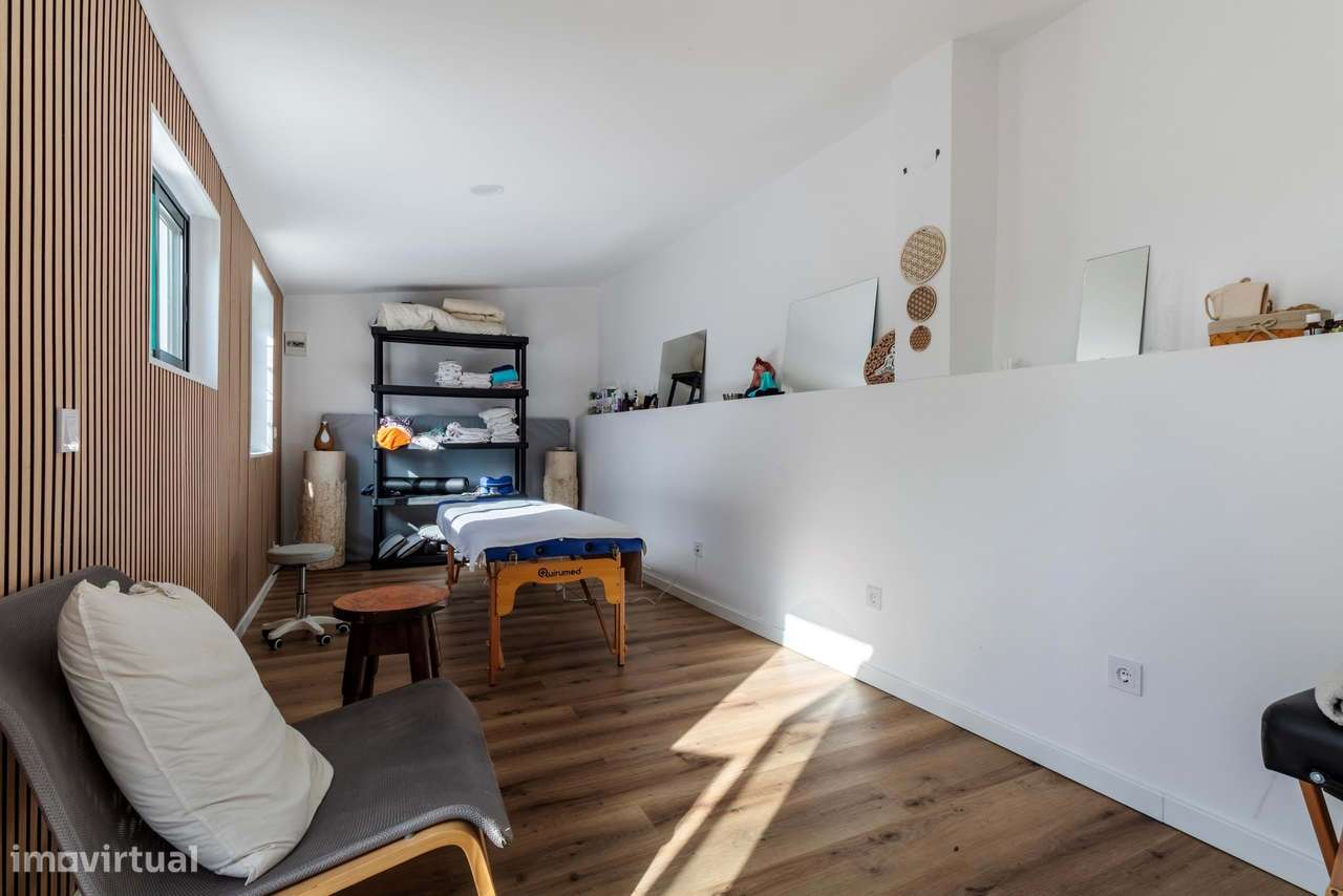 Apartamento T3+1 com Terraço e 3 Wcs em Galamares, Sintra-38