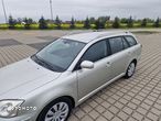 Toyota Avensis 1.8 VVT-i Executive - 11