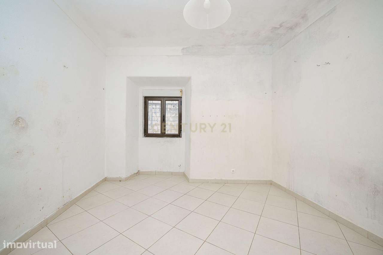 APARTAMENTO T6 NO CORAÇÃO DA CIDADE, EM SETÚBAL-28