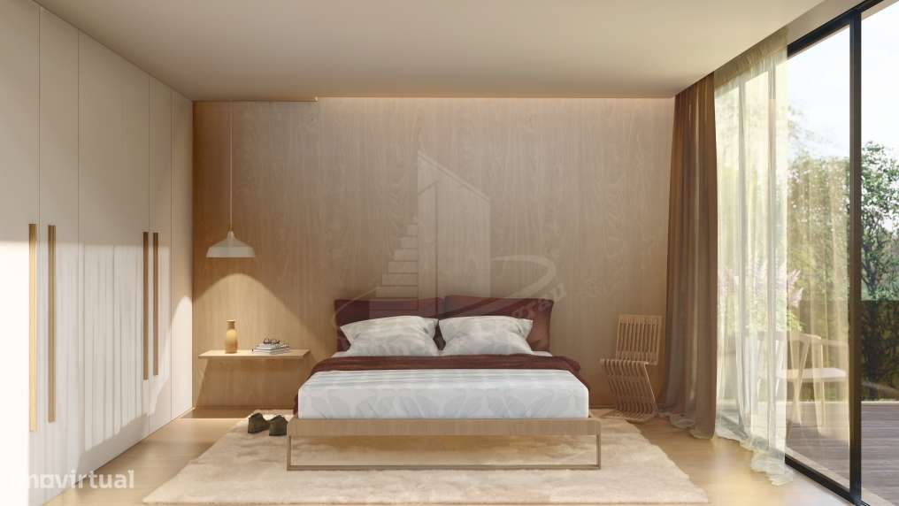 Moradia em banda em Santa Lucrécia-36