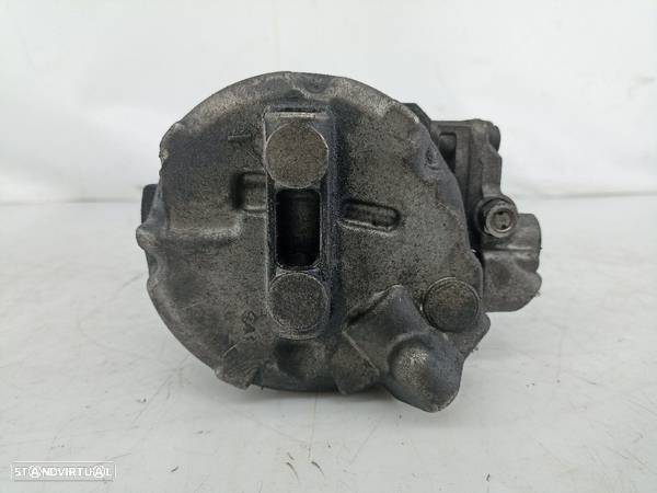 Compressor Do Ac Volkswagen Passat (3B3) - 2