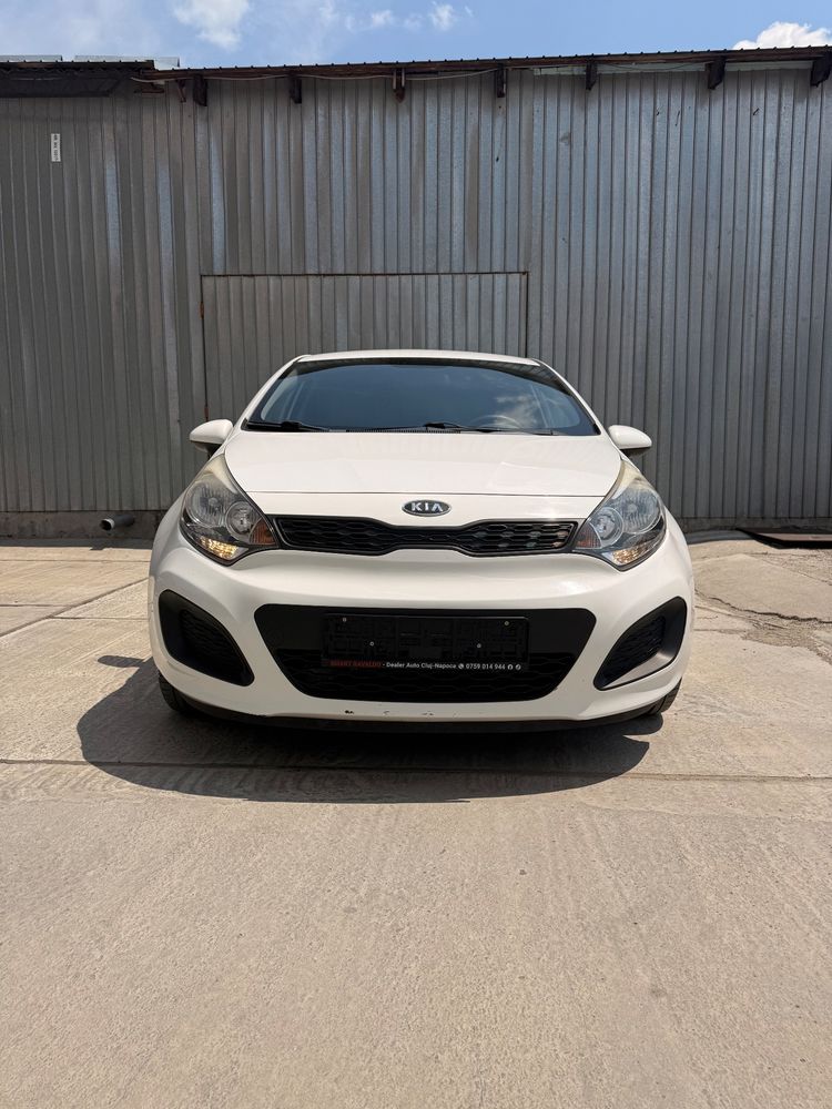 Kia Rio III [2011 - 2017] 1.1 CRDI Spirit 2012
