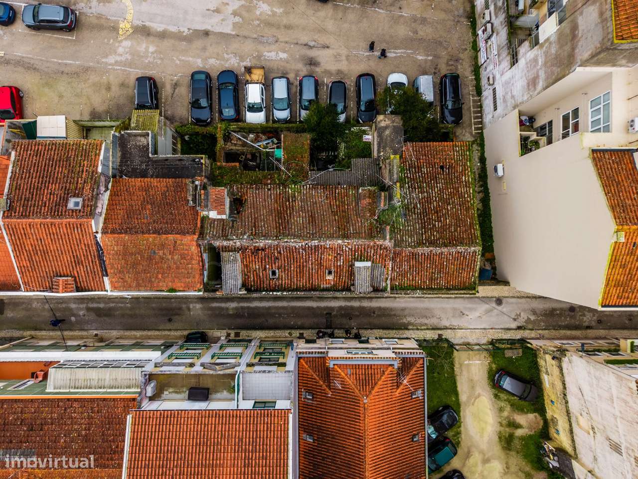 Prédio no Centro das Caldas da Rainha com Projecto Aprovável - Grande imagem: 3/26