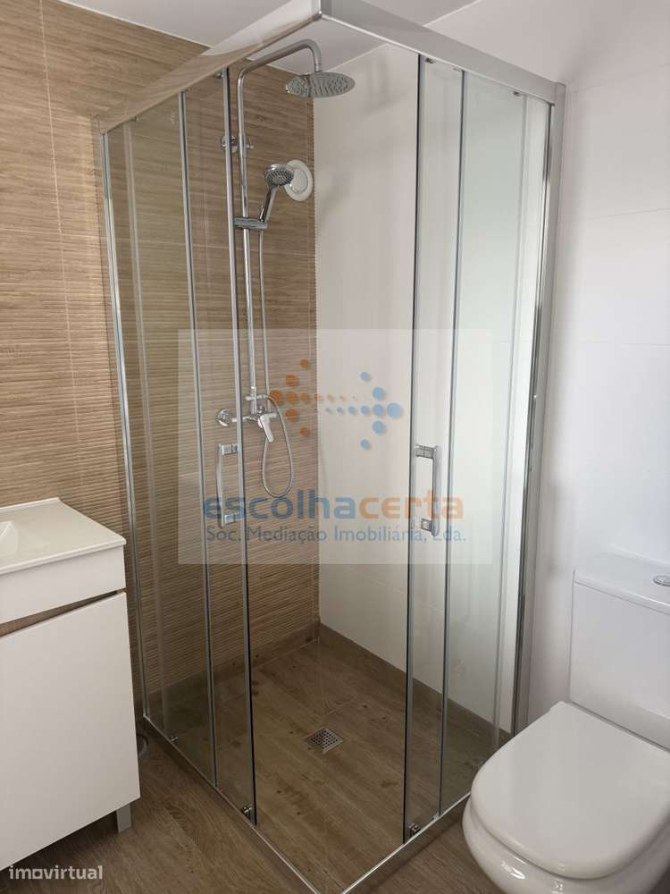 Moradia historica totalmente renovada-13