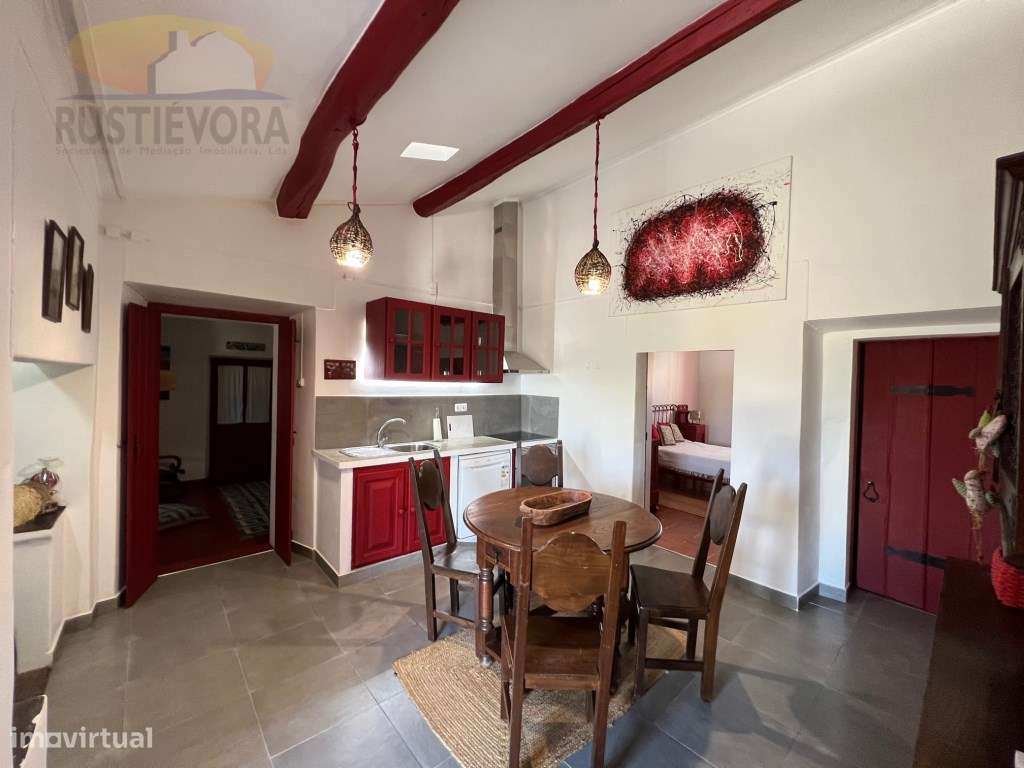 Quinta com 16 ha, com 4 Moradias Unifamiliares, piscina e várias ár...-29