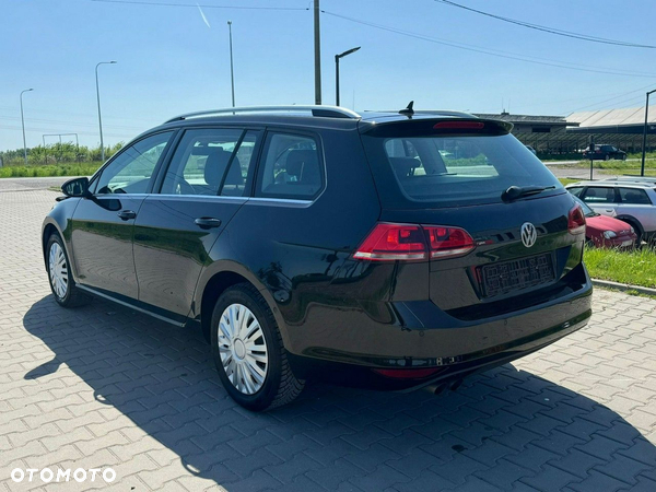 Volkswagen Golf - 3