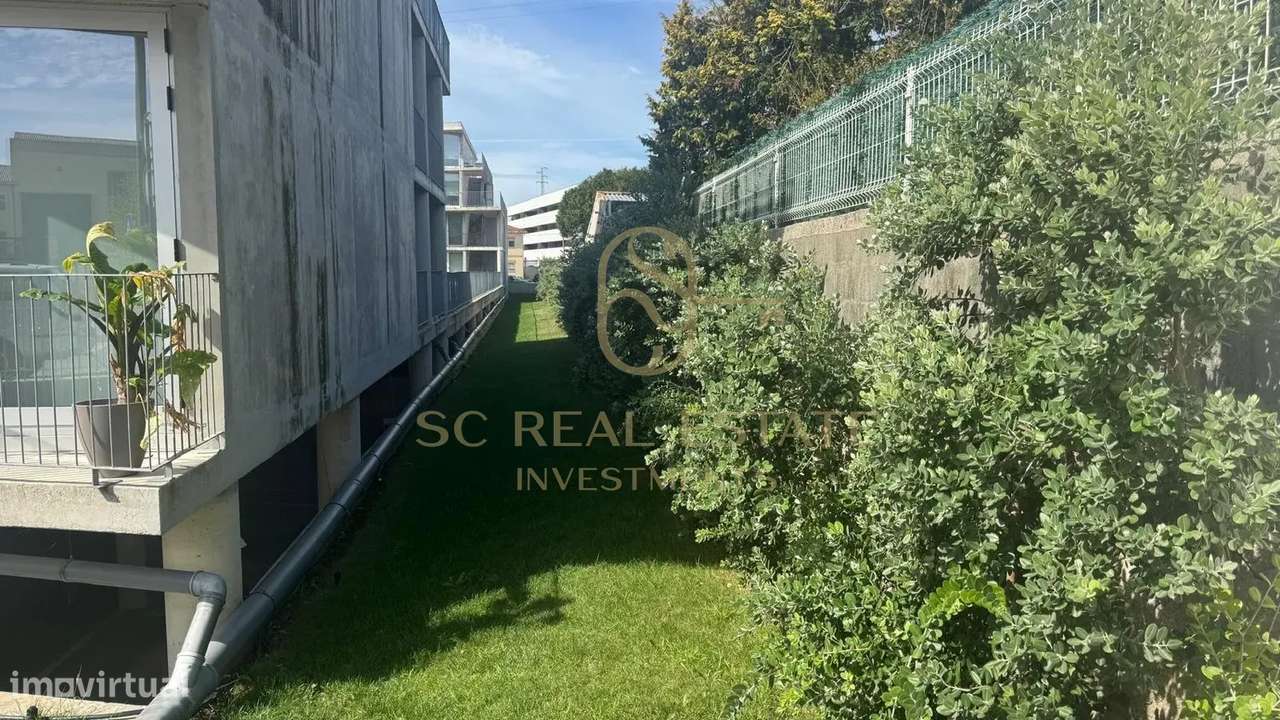 T1 Último Piso com terraço, lugar de garagem duplo, Vilar Paraiso-13