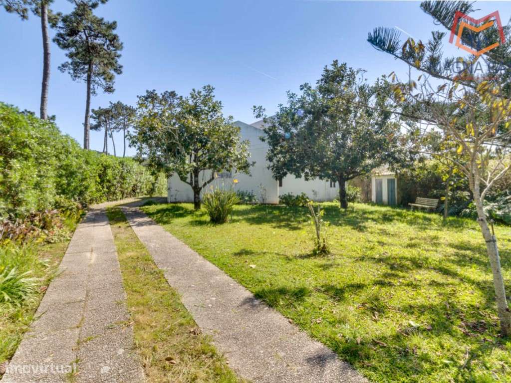 Moradia com Piscina e Jardim em Colares, Sintra-6