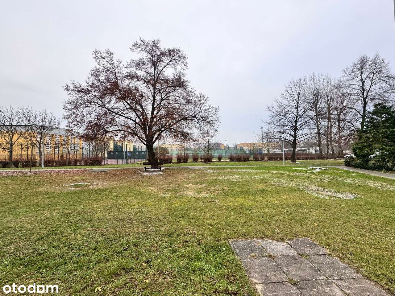 Świetna lokalizacja na Górczynie! Kilka kroków od SZKOŁY NR 13-0