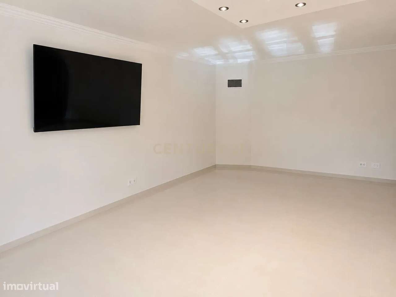 Apartamento T2 Remodelado | Massamá Norte-3