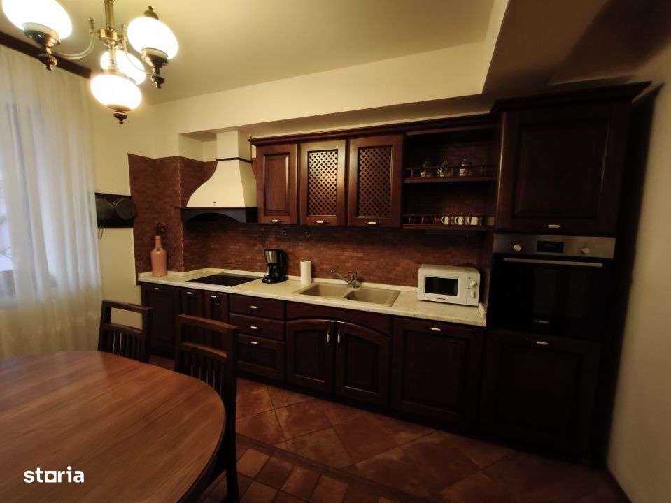 Vanzare Apartament - Duplex bulevard Mamaia parcare privata - Imagine principală: 5/19