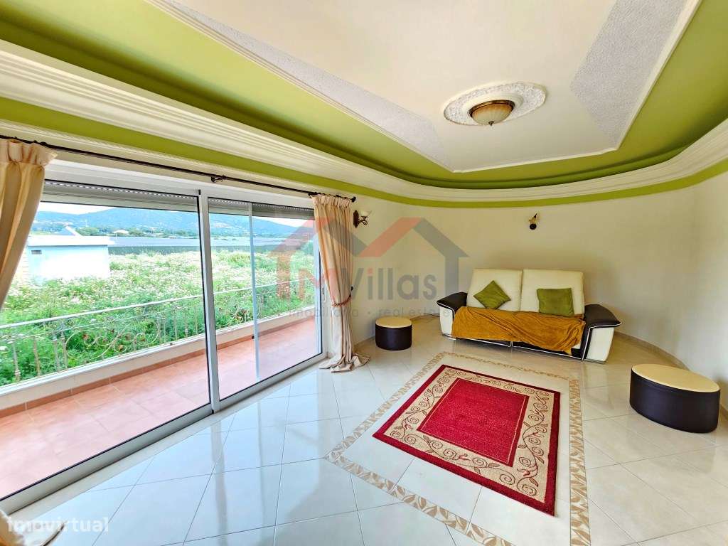 Moradia V3+1 com terreno e vista campo - Santa Bárbara de Nexe - Grande imagem: 3/38