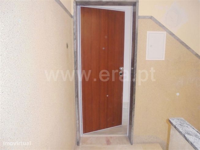 Apartamento T3; Amora-10