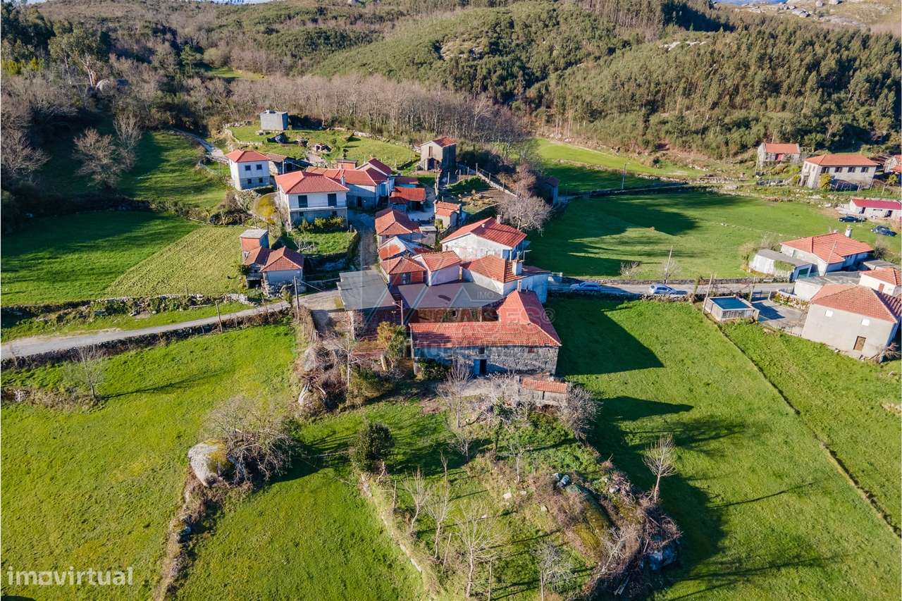 QUINTA EM LAPELA - CABECEIRAS DE BASTO!-14