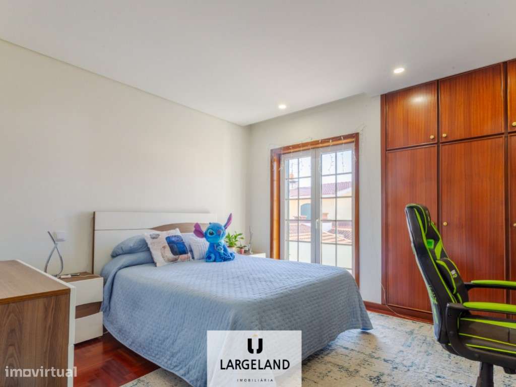 Moradia T5 - Travanca, Santa Maria da Feira-16