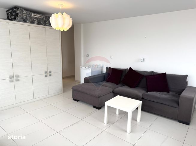 COMISION 0%, De vânzare: 2 apartamente + 4 garsoniere, Europa-1