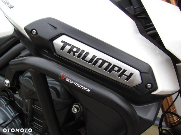 Triumph Tiger - 9