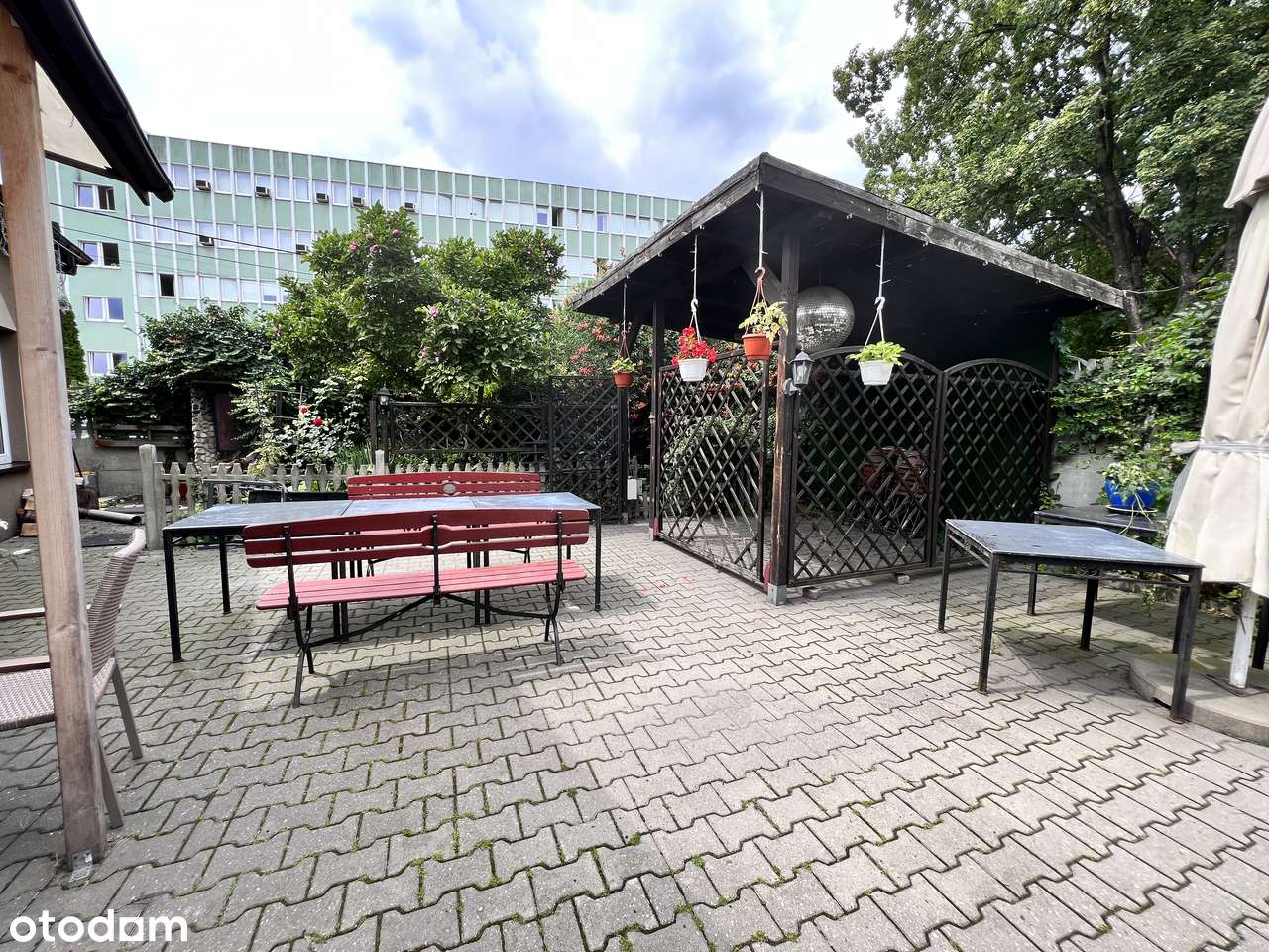 Budynek handlowo-usługowy Sosnowiec ul.Czarna.-2