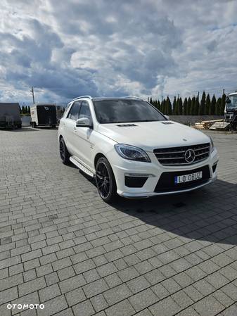 Mercedes-Benz ML 63 AMG 4Matic AMG SPEEDSHIFT 7G-TRONIC AMG Performance Package - 1