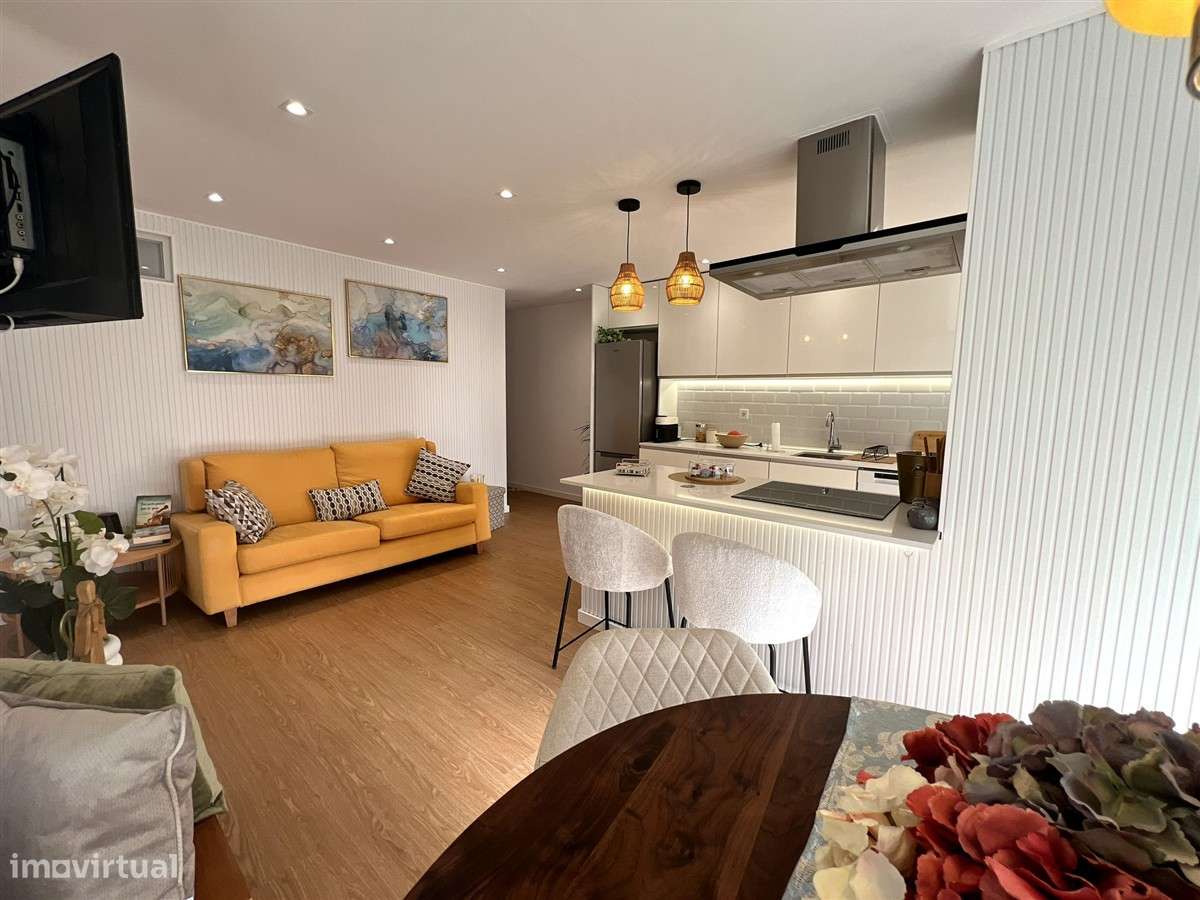 T1+1 Remodelado, mobilado e equipado, centro Póvoa de Varzim - Grande imagem: 5/13