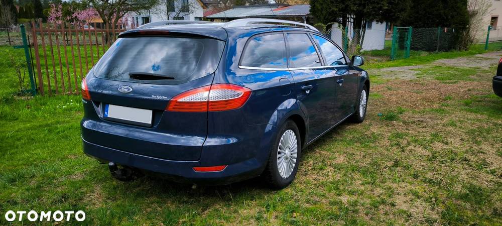 Ford Mondeo 2.5 Trend - 5