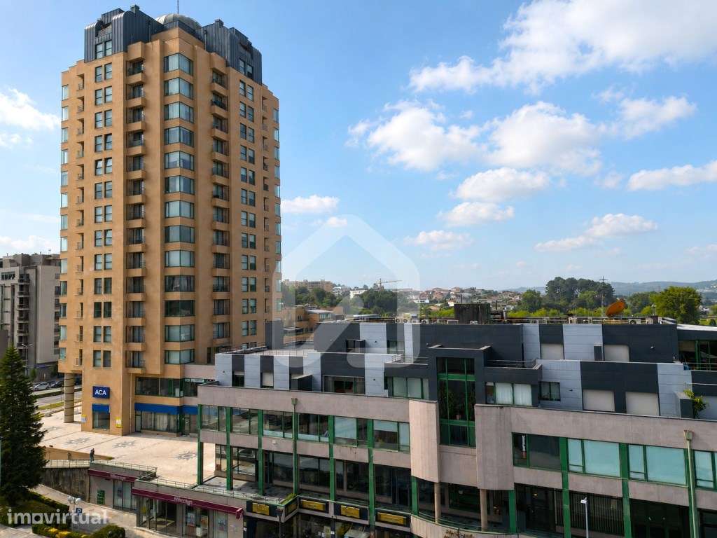 Penthouse T3 Duplex, com terraço no Centro da Cidade-34