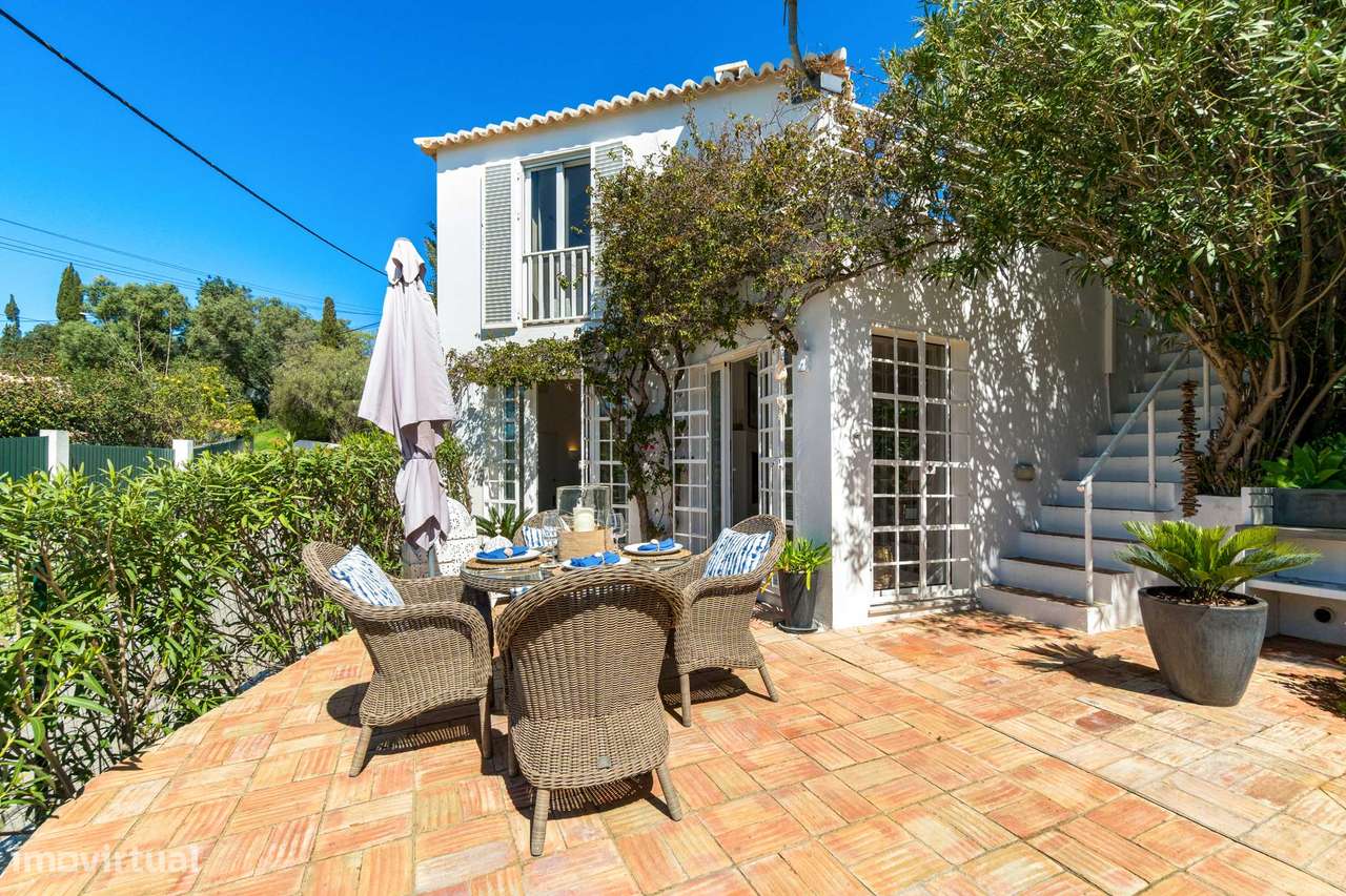 Casa elegante de 2 quartos com piscina, perto de Guia-11