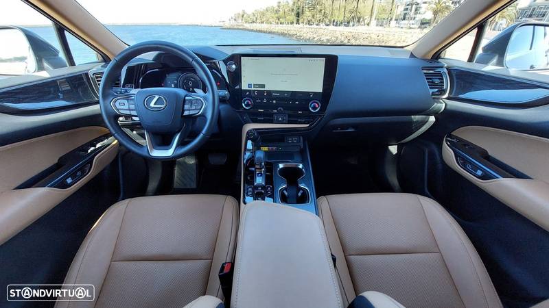 Lexus NX 450h+ Executive+ - 10