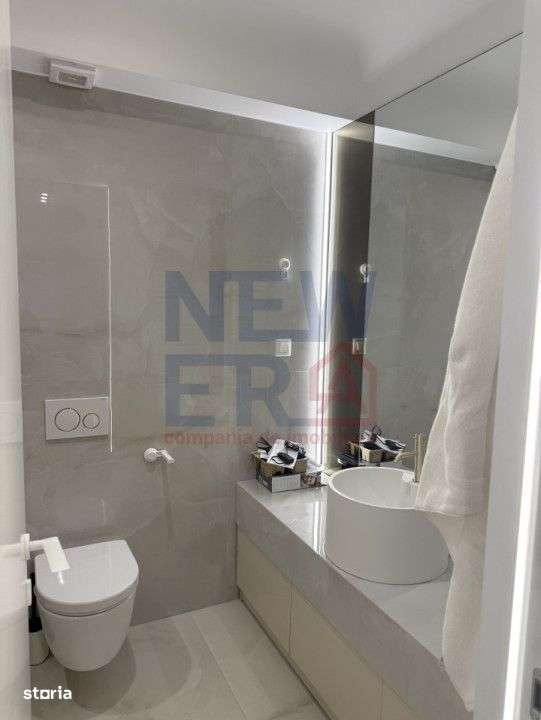 Vanzare apartament cu 3 camere-8