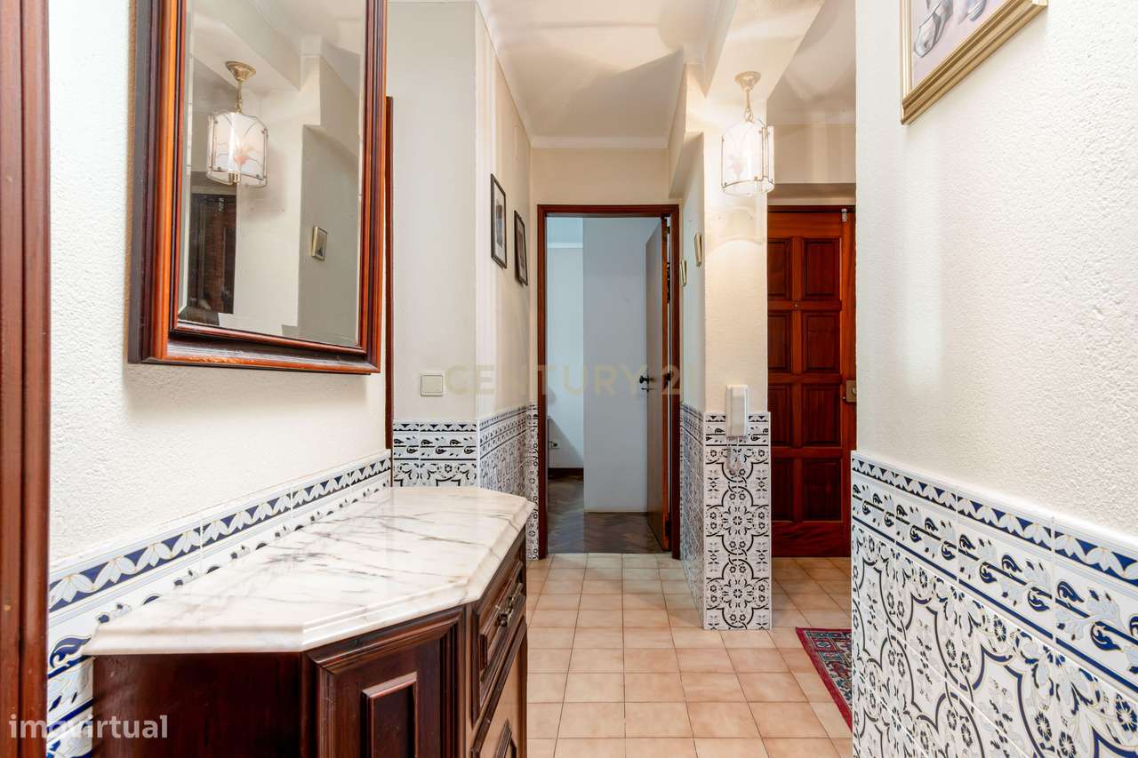 T2 em Caselas – Oportunidade para Criar a Casa dos Seus Sonhos-7