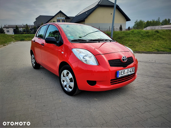 Toyota Yaris 1.0 VVT-i Cool Edition - 1