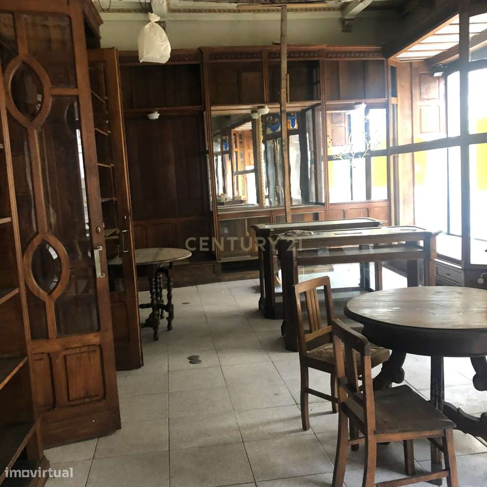 Prédio na zona histórica de Viseu - Grande imagem: 4/6