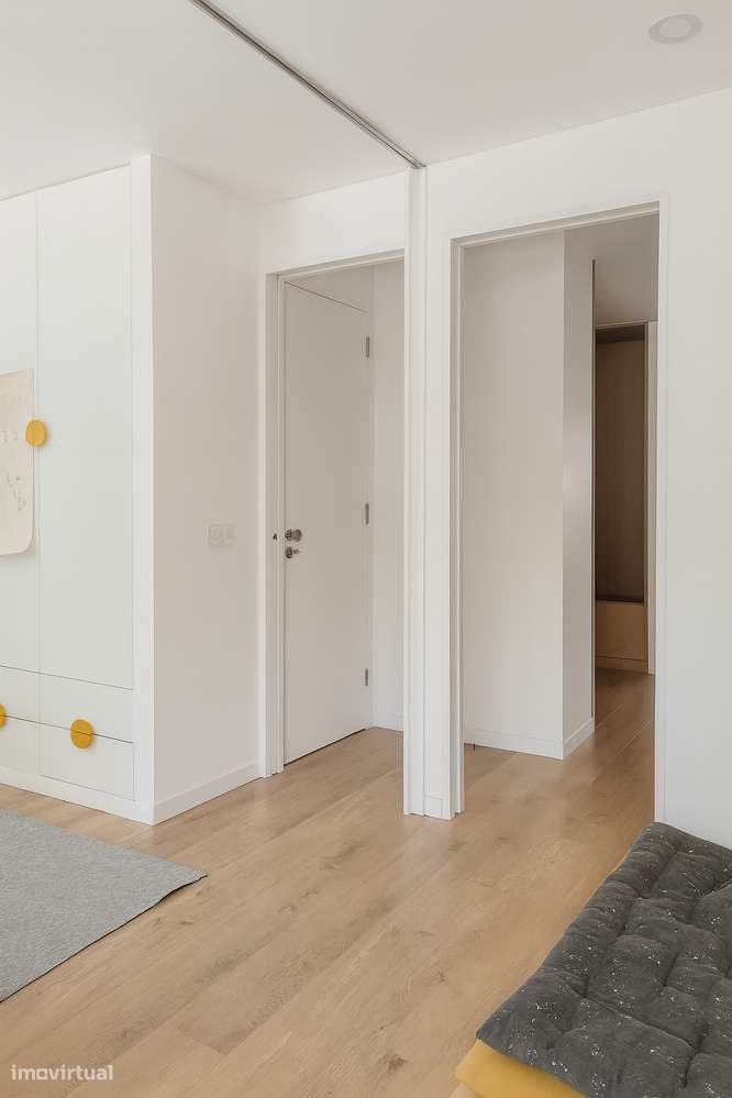 T4 remodelado com terraço - Rua Alexandre Ferreira-9